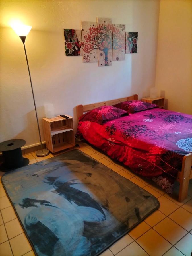 Studio Confortable Proche Des Sites Touristiques Issendolus المظهر الخارجي الصورة